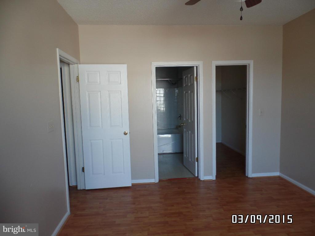 BRISTOL PARK - Residential