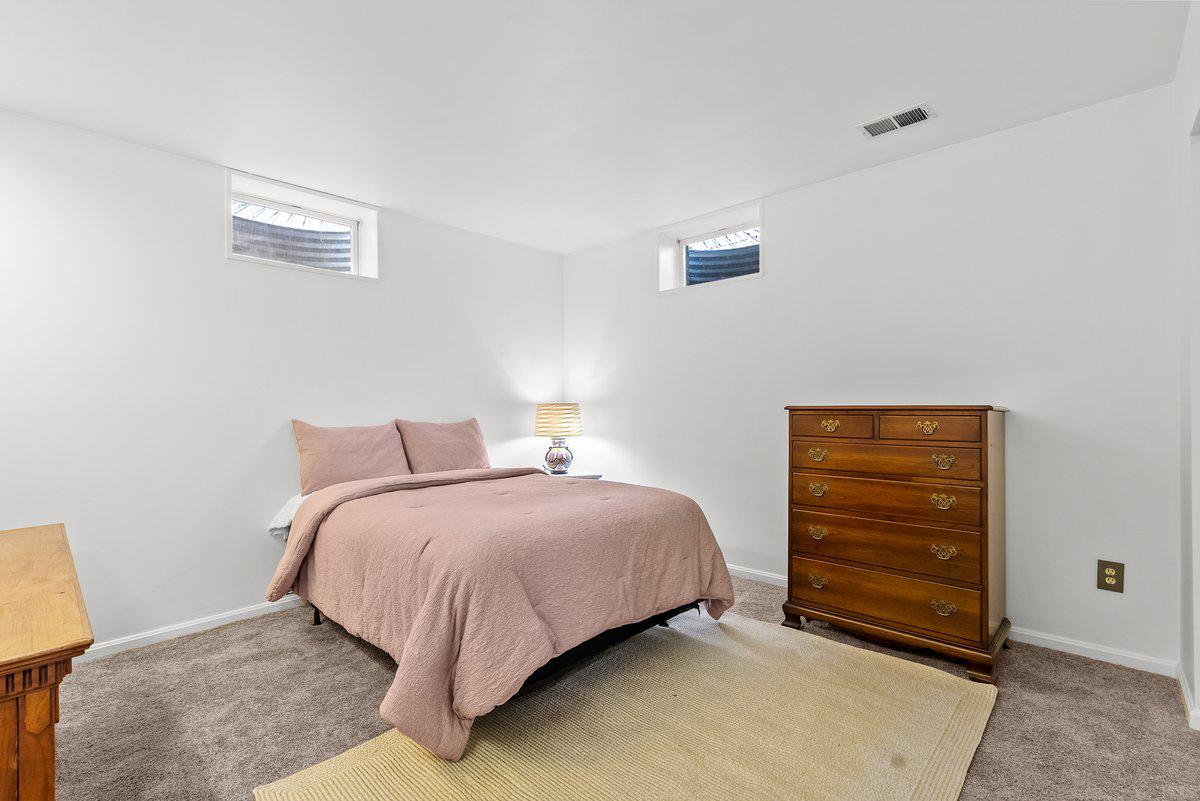 BELMONT - Residential