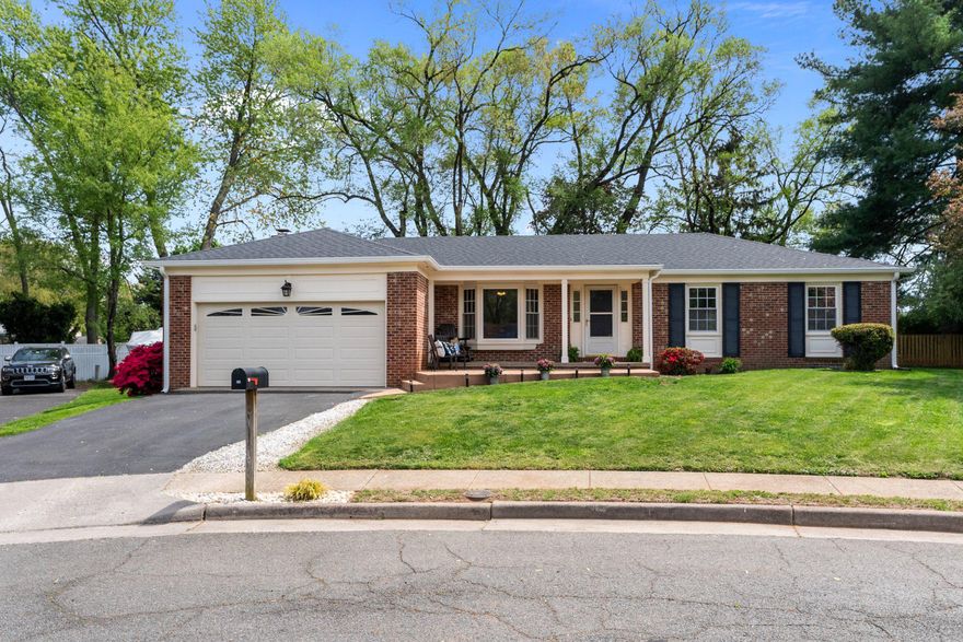 WELCOME TO 314 BELMONT PLACE-
Beautifully maintained brick rambler nestled on a private 12-home cul-de-sac, just steps from the W&OD Trail and within walking distance to everything downtown Leesburg has to offer! No HOA. Walkable to Catoctin Elementary and LCHS.
The main level features 3 spacious bedrooms and 2 full baths. An updated kitchen seamlessly connects the dining room, flexible informal living space, and a large, light-filled family room. Two sliding glass doors open to the patio and backyard—perfect for effortless indoor-outdoor entertaining.
The lower level offers a cozy family room ideal for a home office, playroom, or media space, complete with built-in bookshelves. You’ll also find two bonus rooms, a full bath, and abundant storage in the unfinished area.
A 2-car garage plus a 10x14 shed provide excellent storage options. The fully fenced, flat backyard completes this exceptional property—offering privacy, space, and versatility.