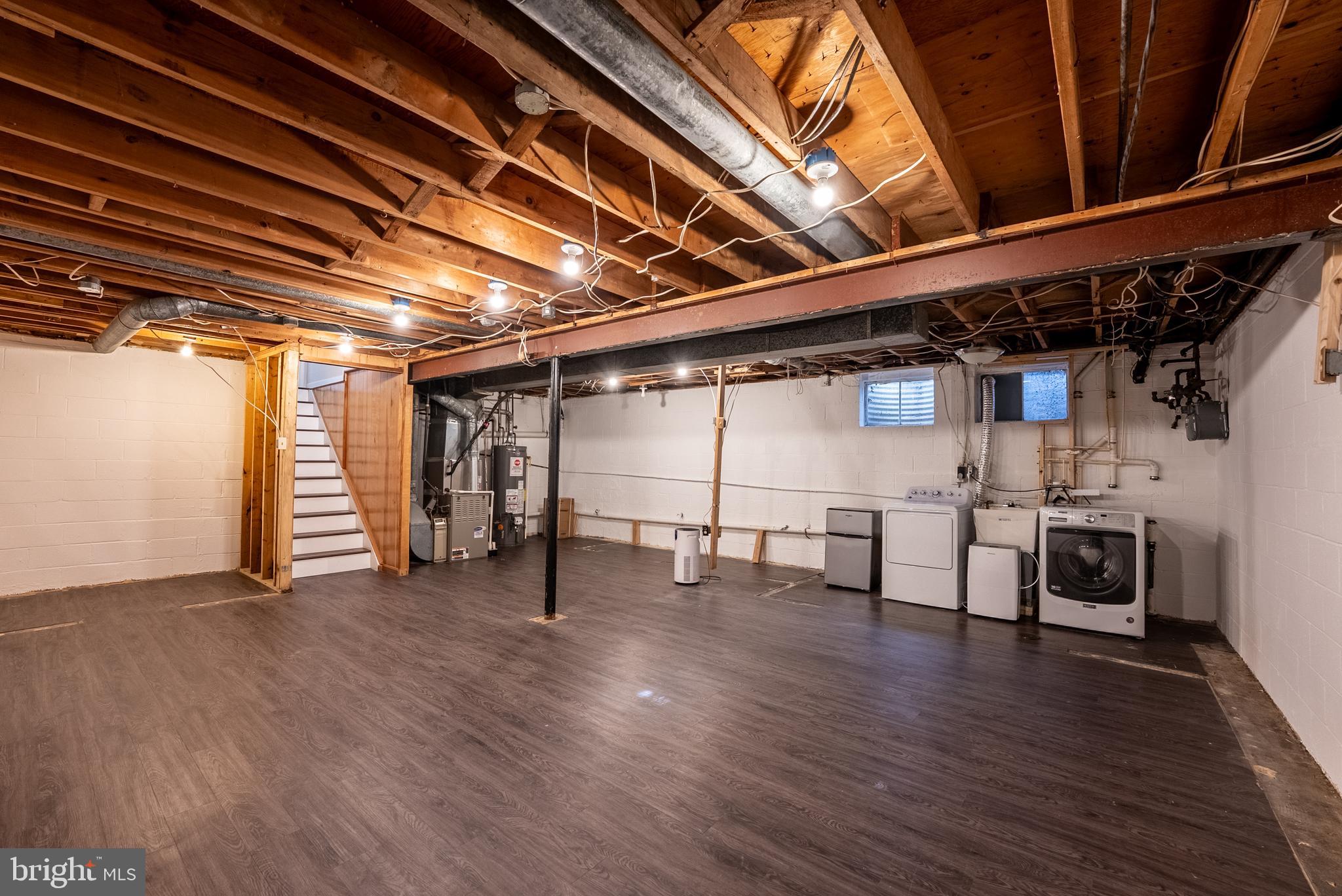 WAKEFIELD CHAPEL ESTATES - Residential Lease