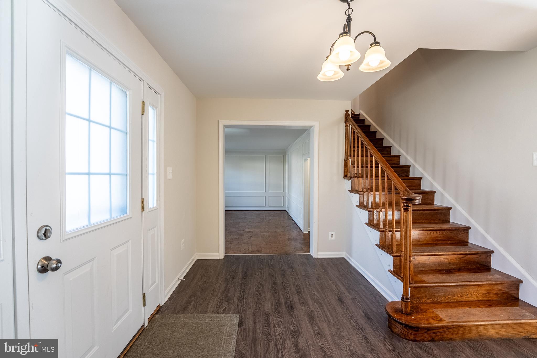 8209 MOCKINGBIRD DRIVE