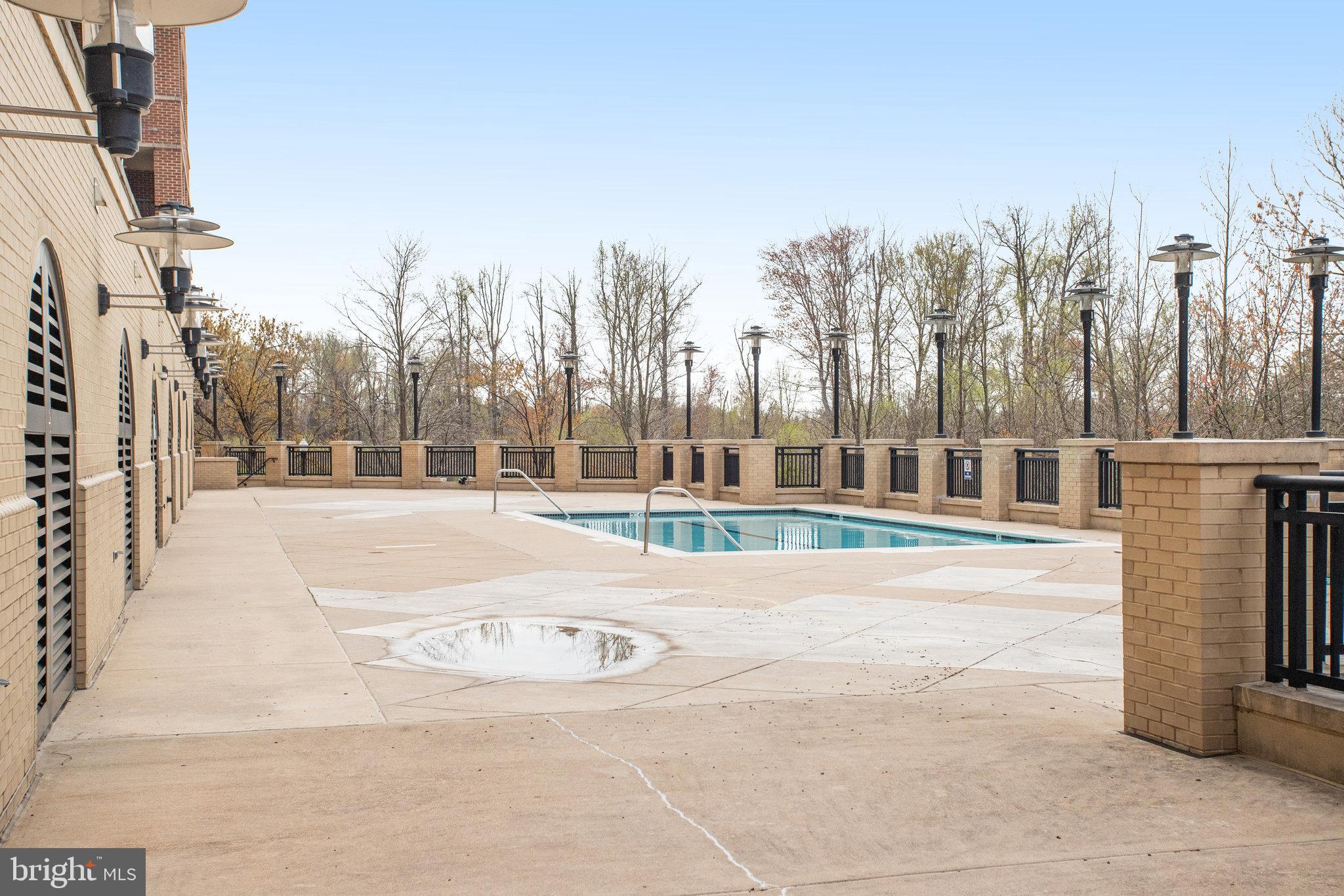 BELMONT BAY - Residential Lease