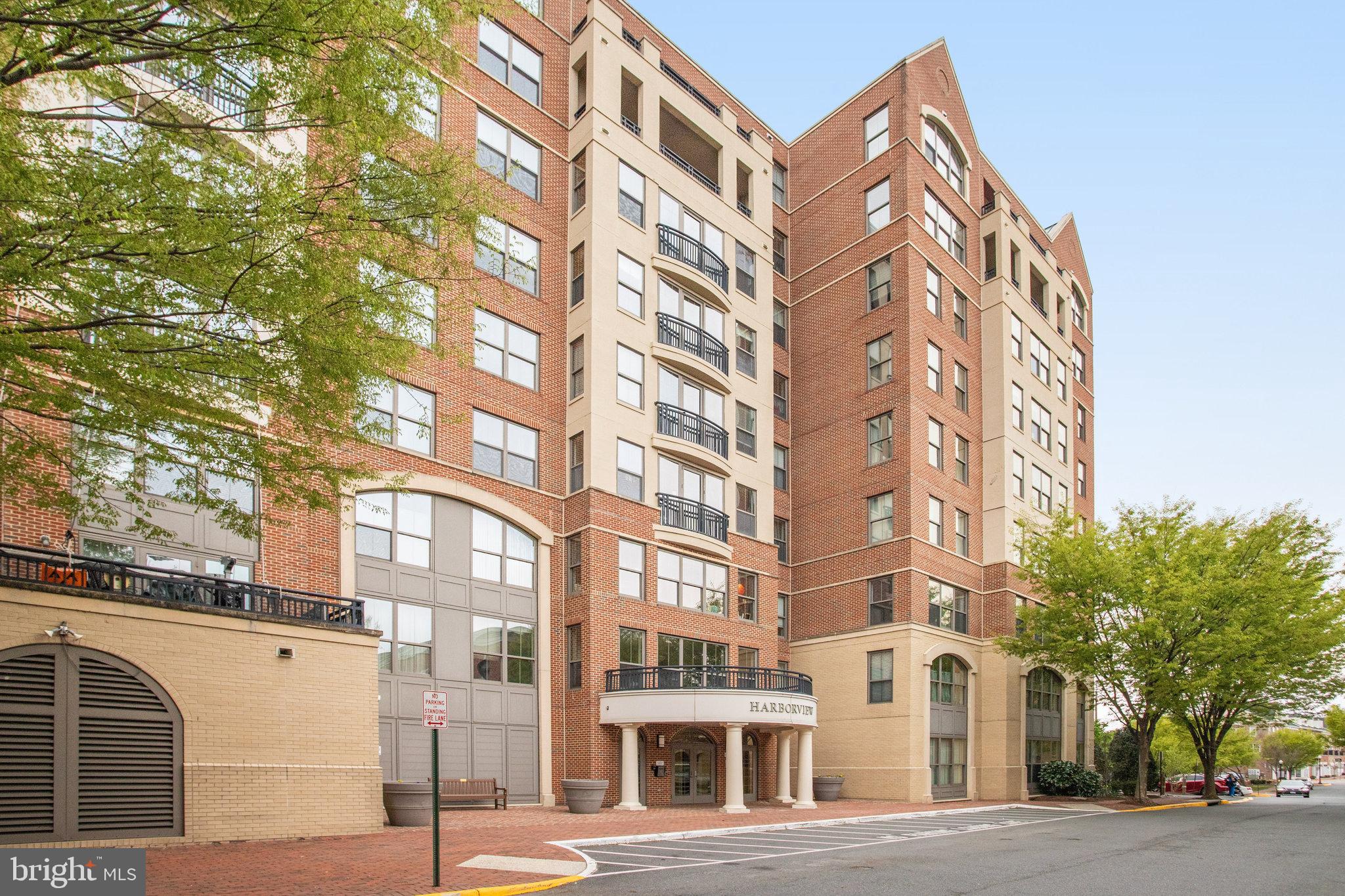 BELMONT BAY - Residential Lease