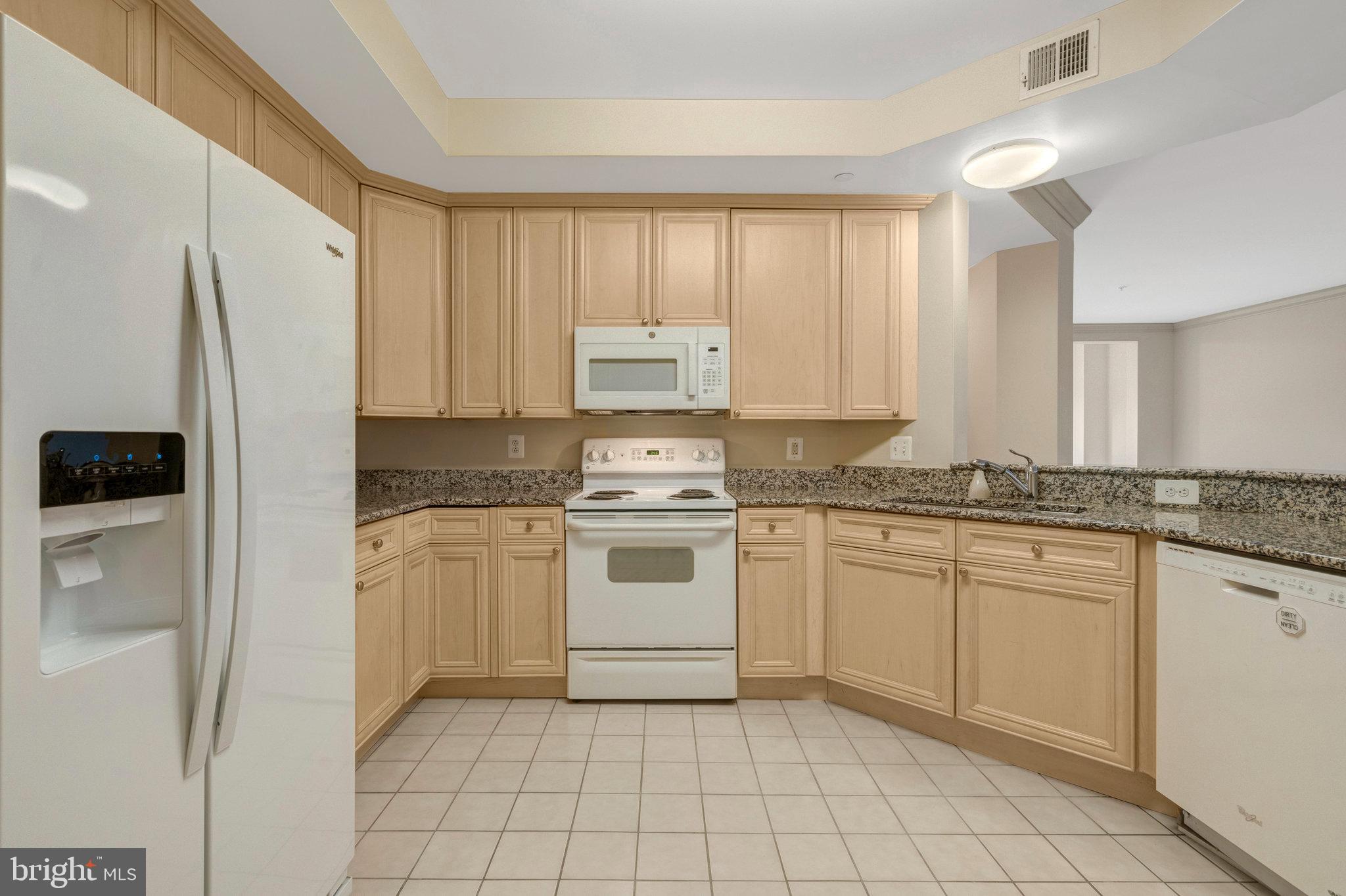 BELMONT BAY - Residential Lease