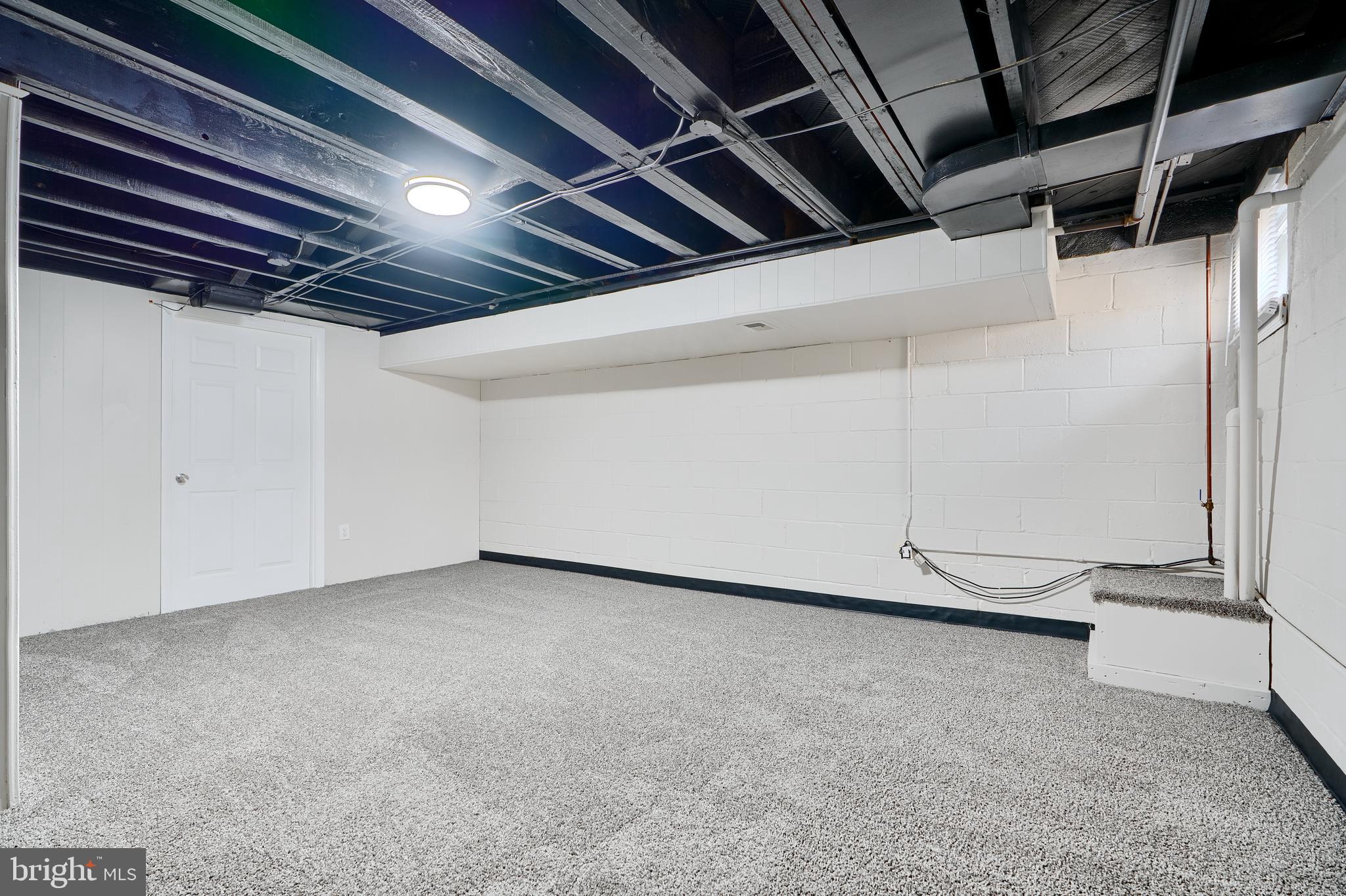 MIDDLESEX - Residential