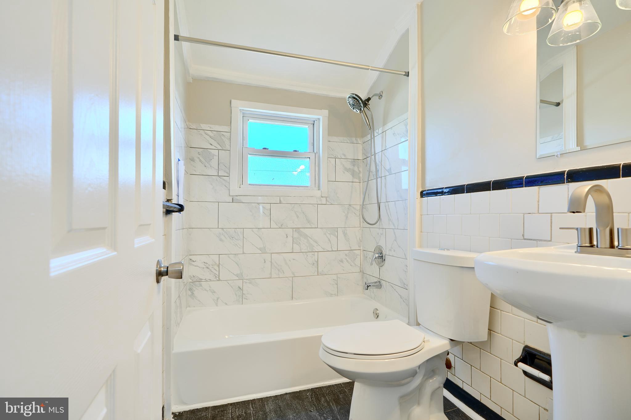 MIDDLESEX - Residential