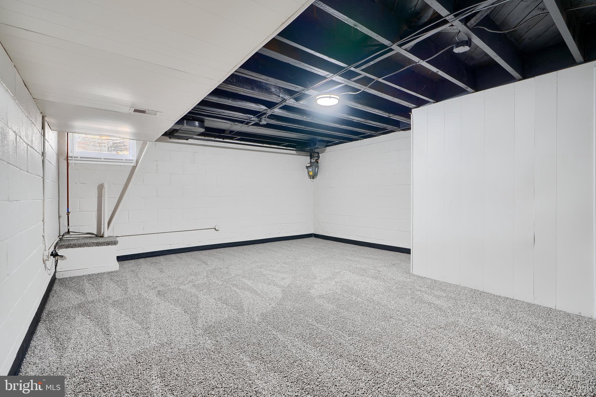 MIDDLESEX - Residential