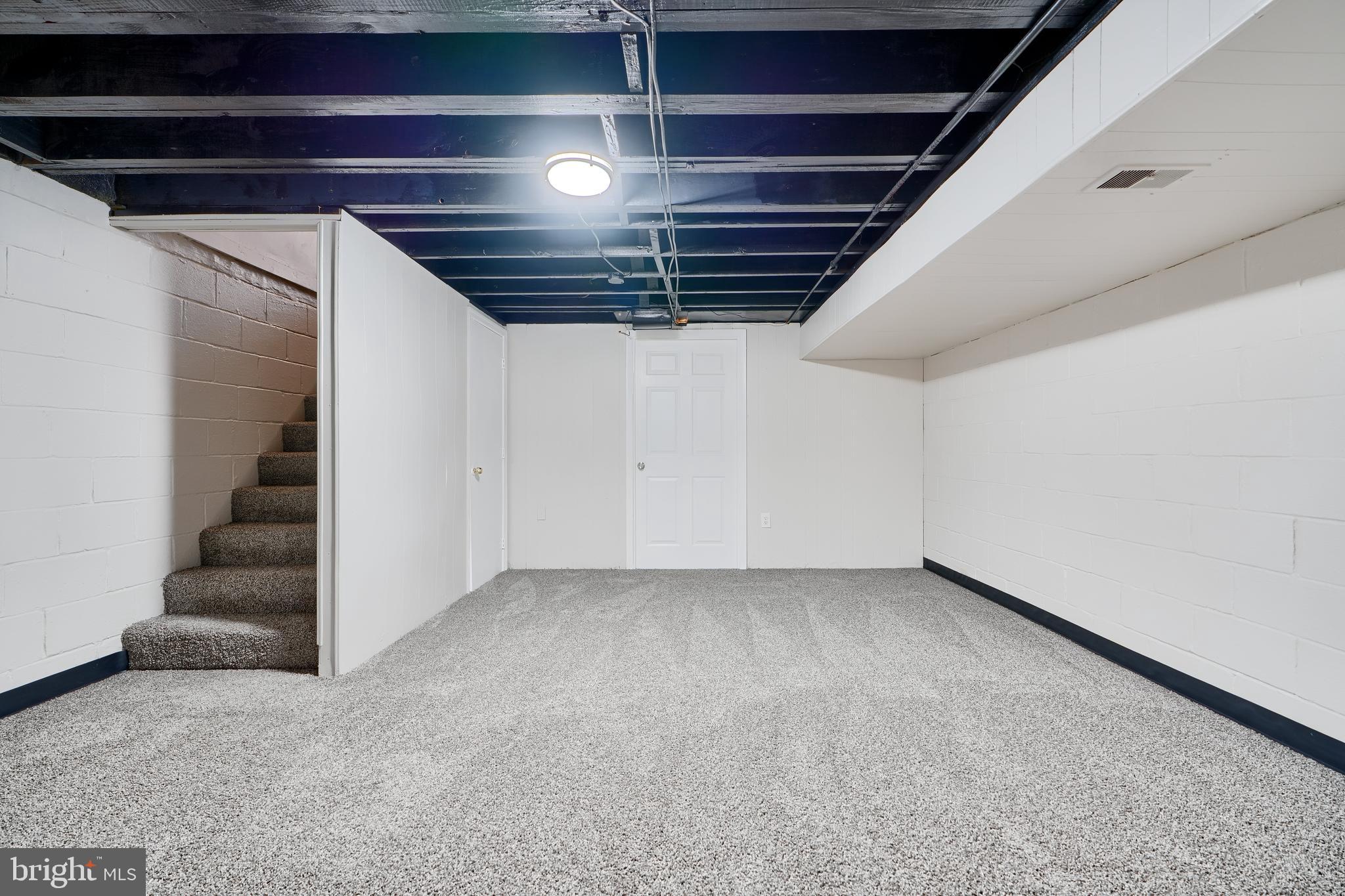 MIDDLESEX - Residential