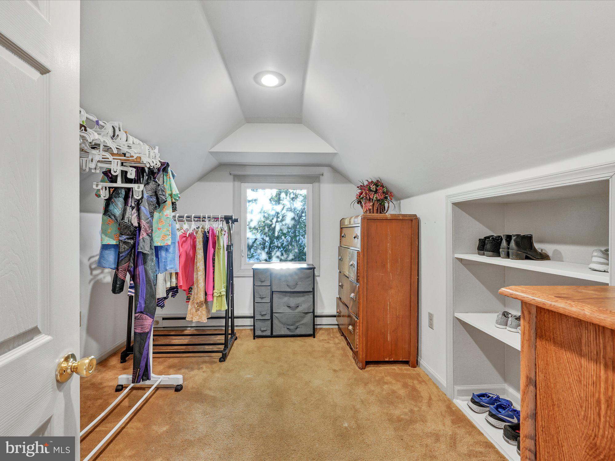 INDIAN SPRINGS - Residential