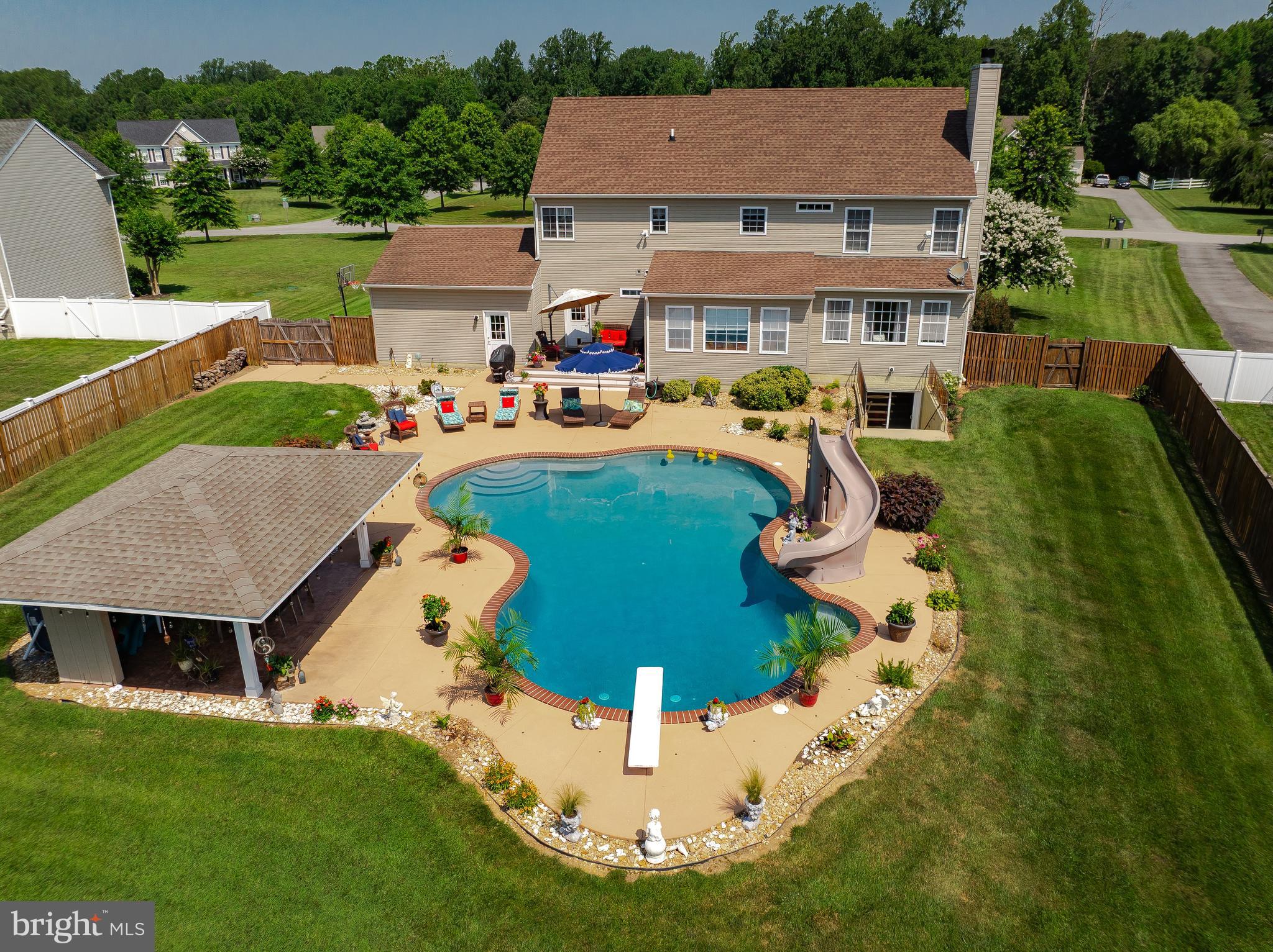 21385 FAIRWOOD COURT