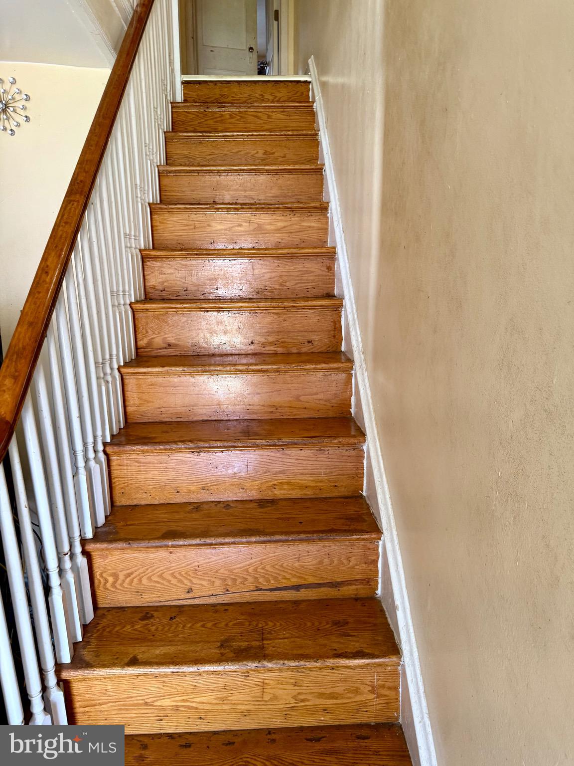 OXFORD CIRCLE - Residential