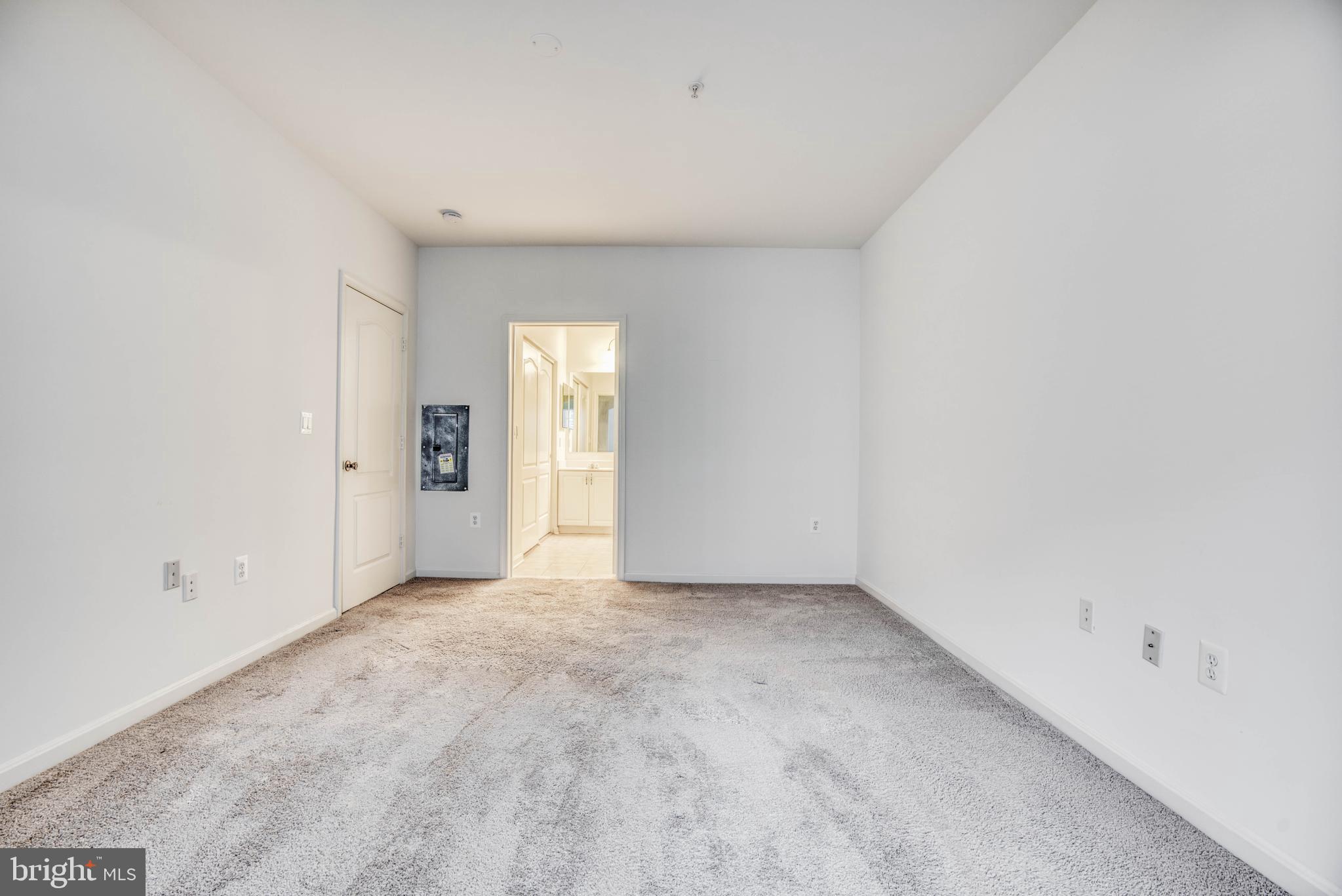 HIGH VIEW AT HUNT VALLEY - Residential