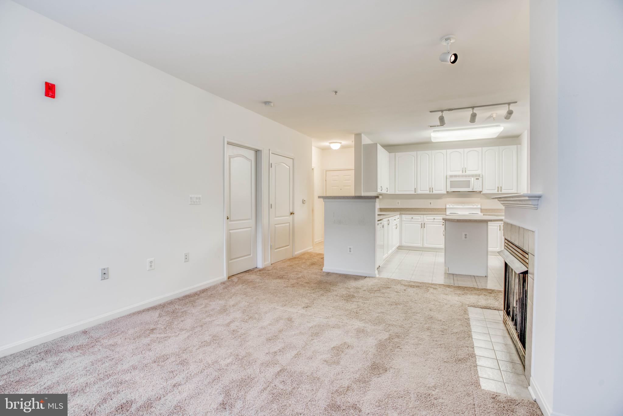 HIGH VIEW AT HUNT VALLEY - Residential