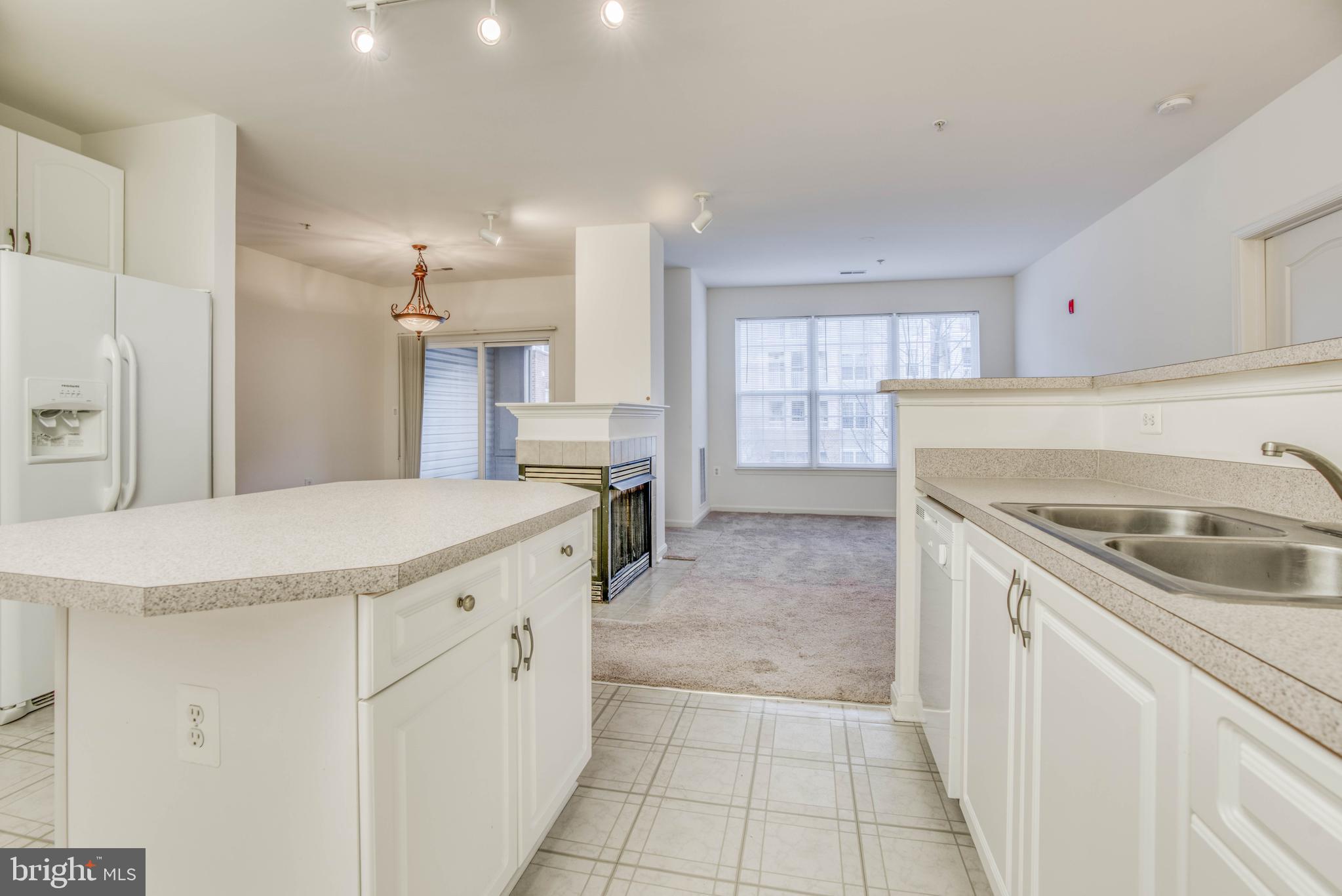 HIGH VIEW AT HUNT VALLEY - Residential