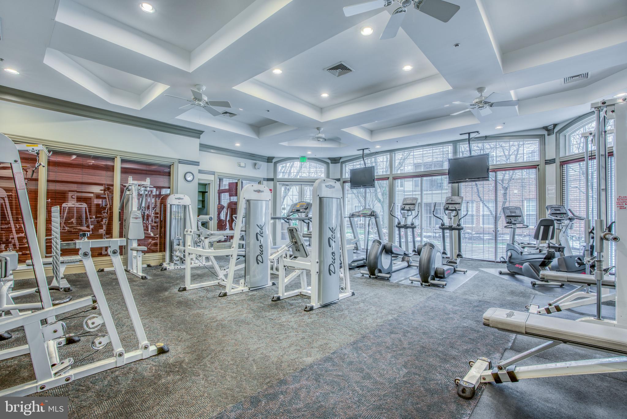 HIGH VIEW AT HUNT VALLEY - Residential