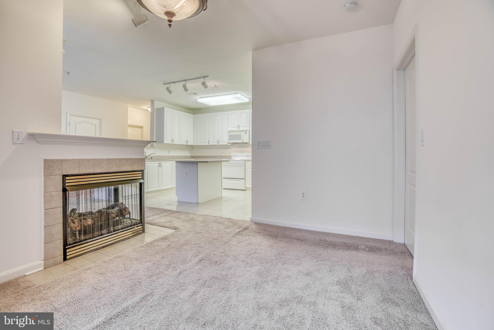 HIGH VIEW AT HUNT VALLEY - Residential