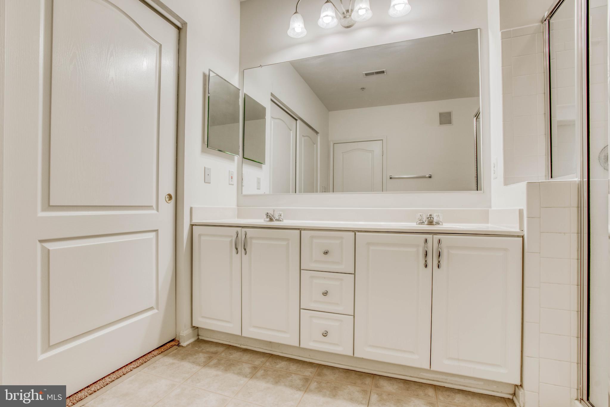 HIGH VIEW AT HUNT VALLEY - Residential