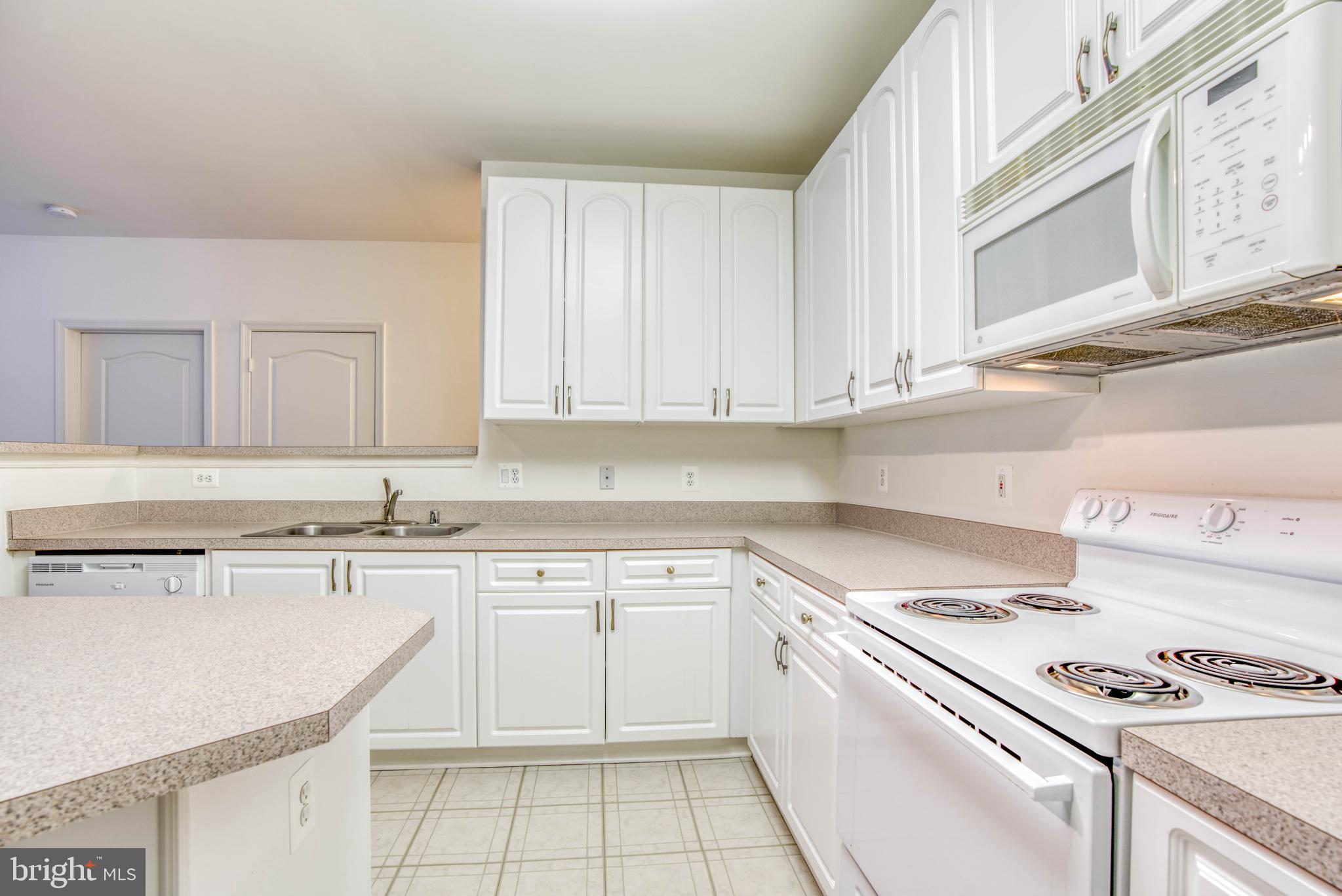 HIGH VIEW AT HUNT VALLEY - Residential