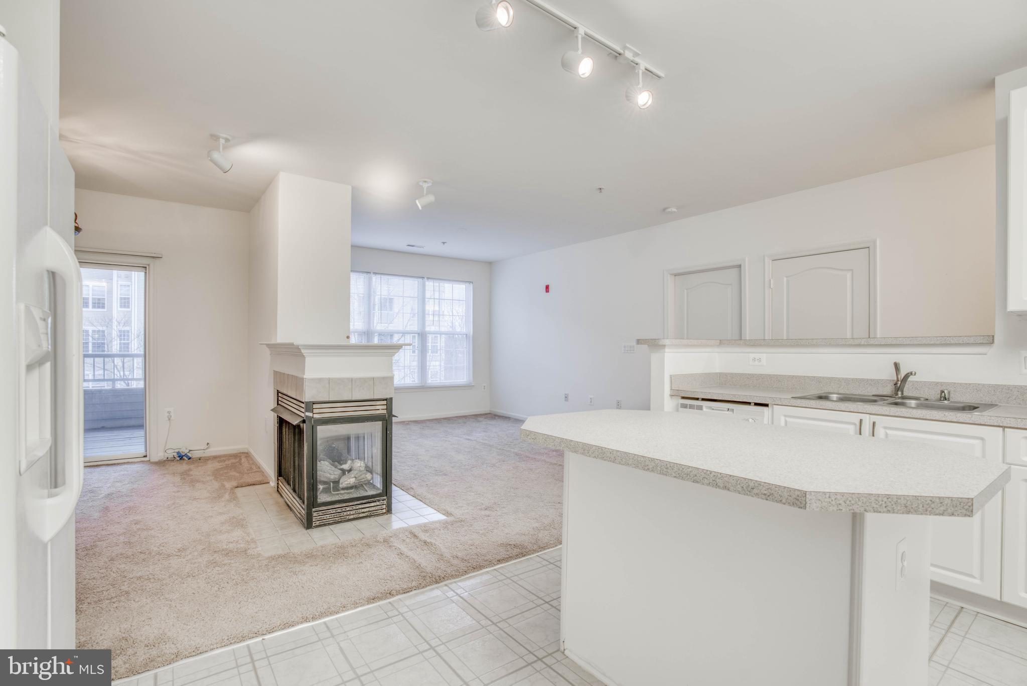 HIGH VIEW AT HUNT VALLEY - Residential