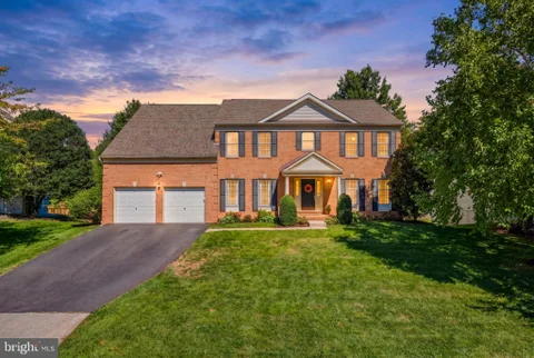 43738 Webster Court, Ashburn, VA MLS: VALO2137556