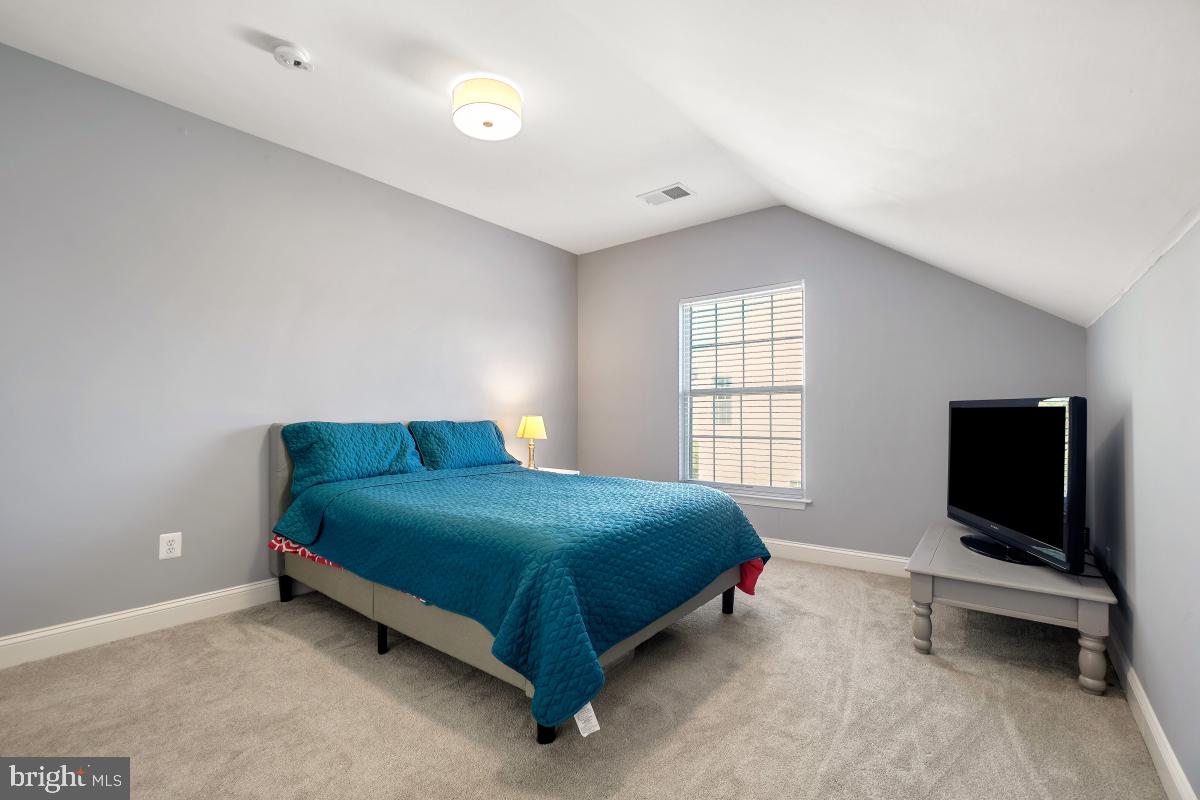 SENECA CROSSING - Residential