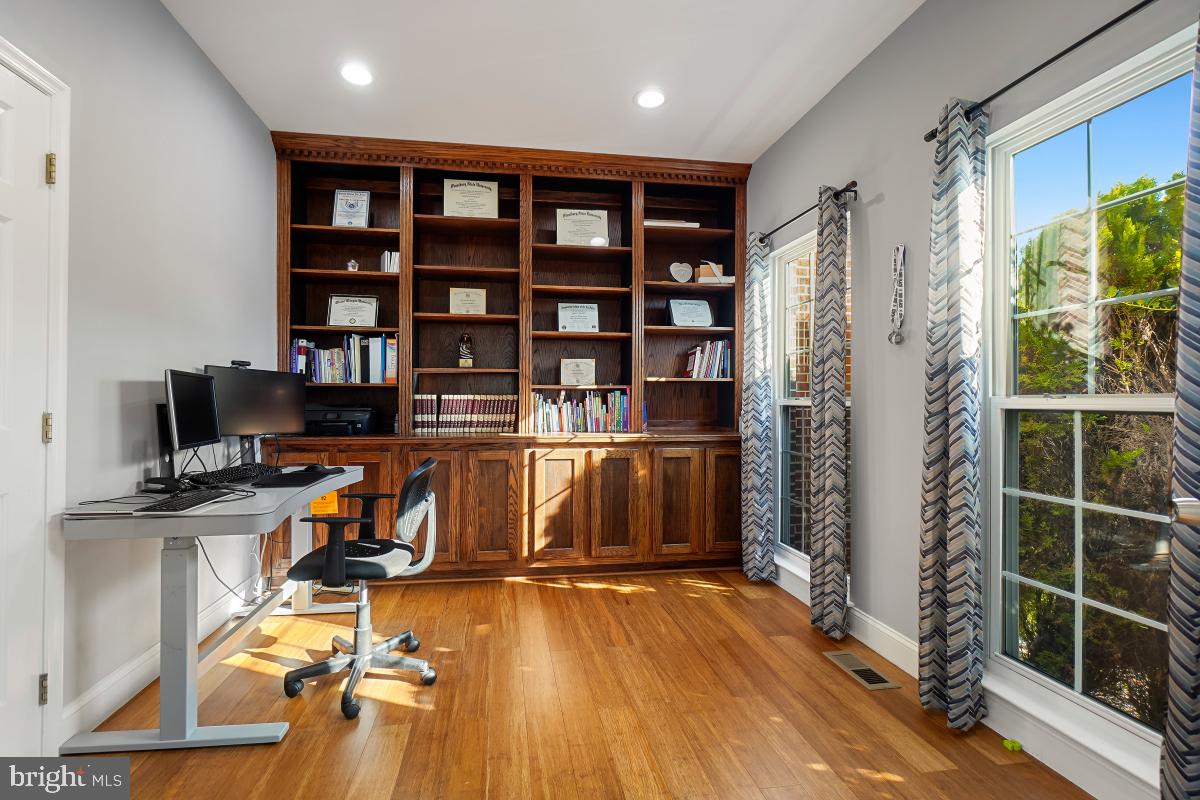 SENECA CROSSING - Residential