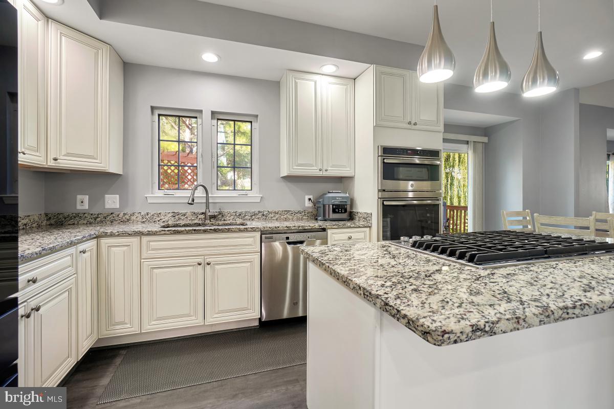 SENECA CROSSING - Residential