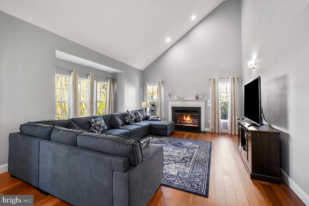 SENECA CROSSING - Residential