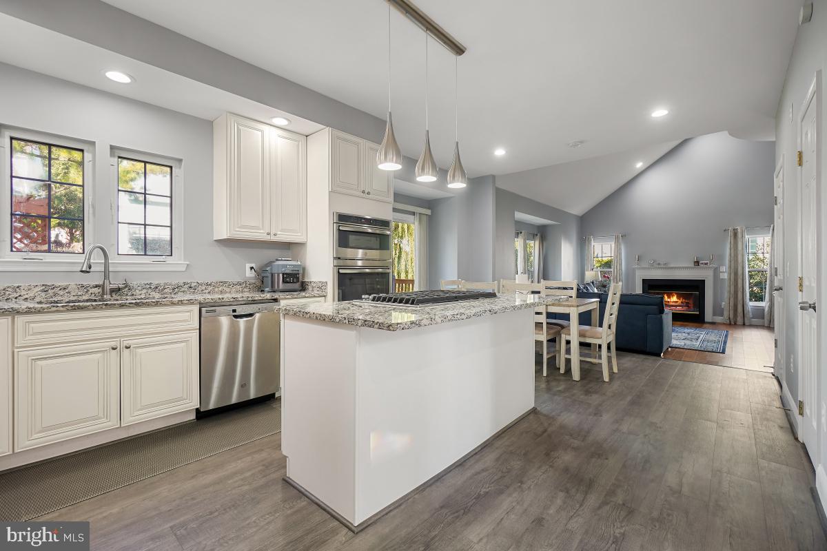 SENECA CROSSING - Residential