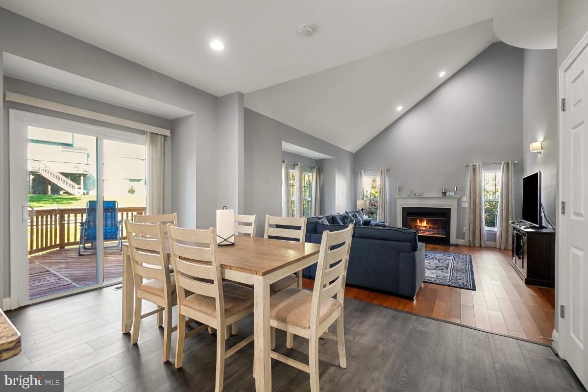 SENECA CROSSING - Residential