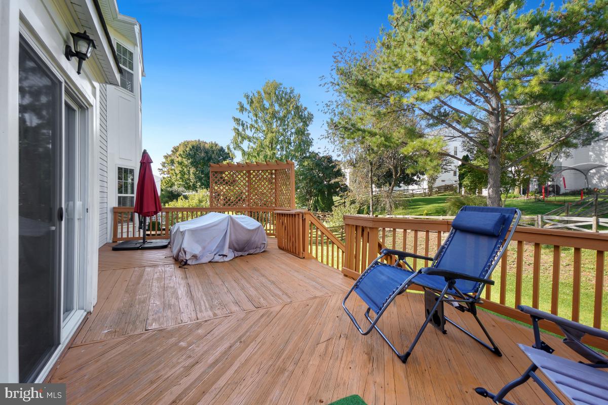 SENECA CROSSING - Residential