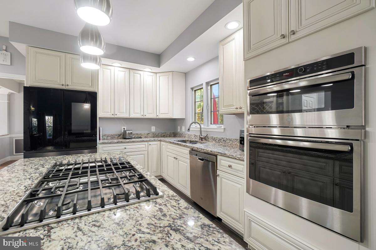 SENECA CROSSING - Residential