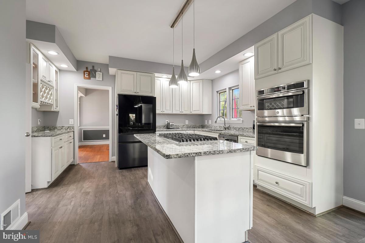 SENECA CROSSING - Residential