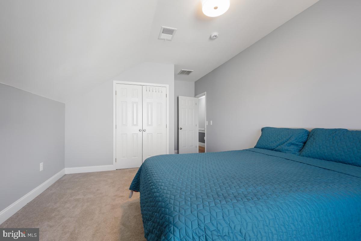 SENECA CROSSING - Residential