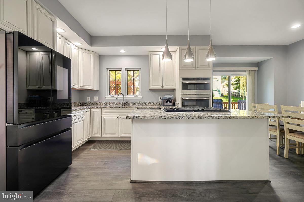 SENECA CROSSING - Residential