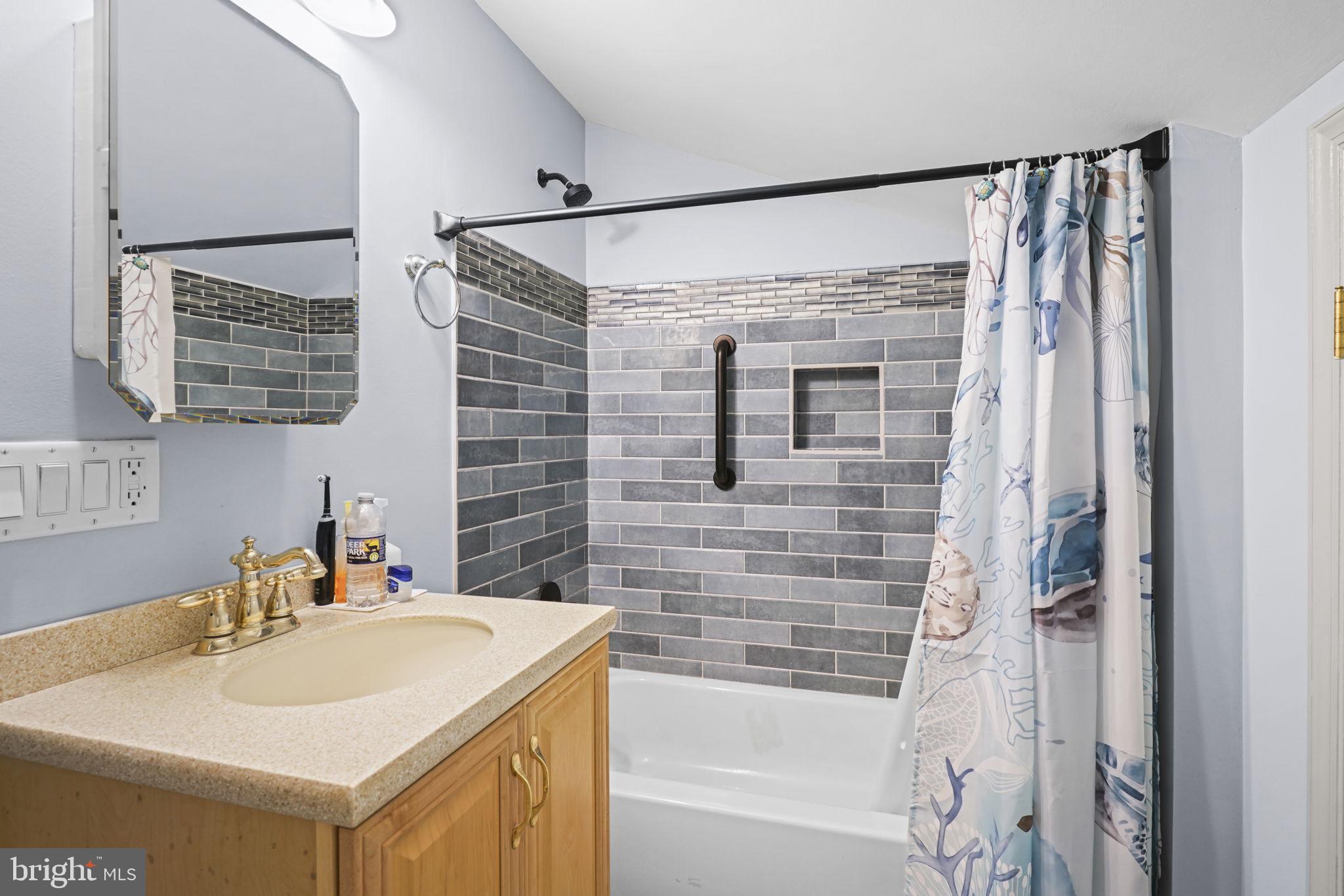 MASONS BEACH - Residential