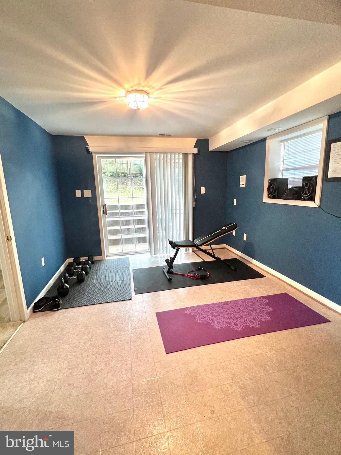 STONE HILL ESTATES - Residential