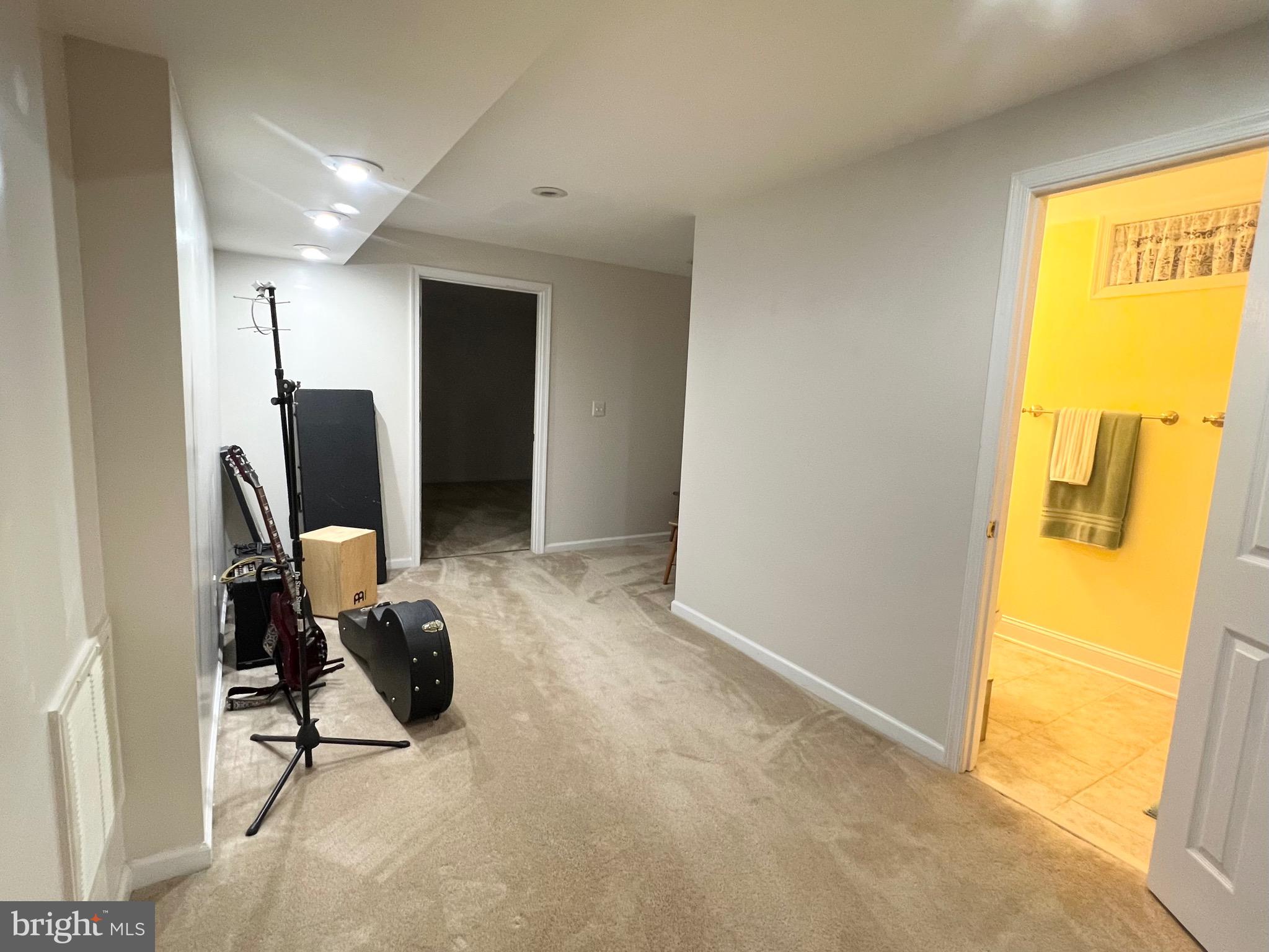 STONE HILL ESTATES - Residential