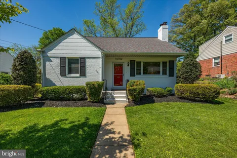 10702 Eastwood Avenue, Silver Spring, MD MLS: MDMC2169306