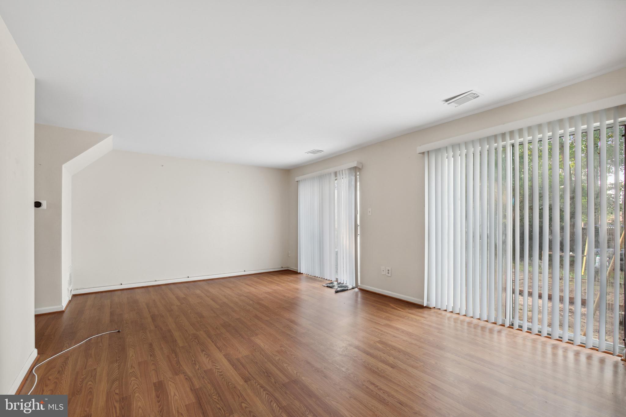 RYON WOODS SUB - Residential