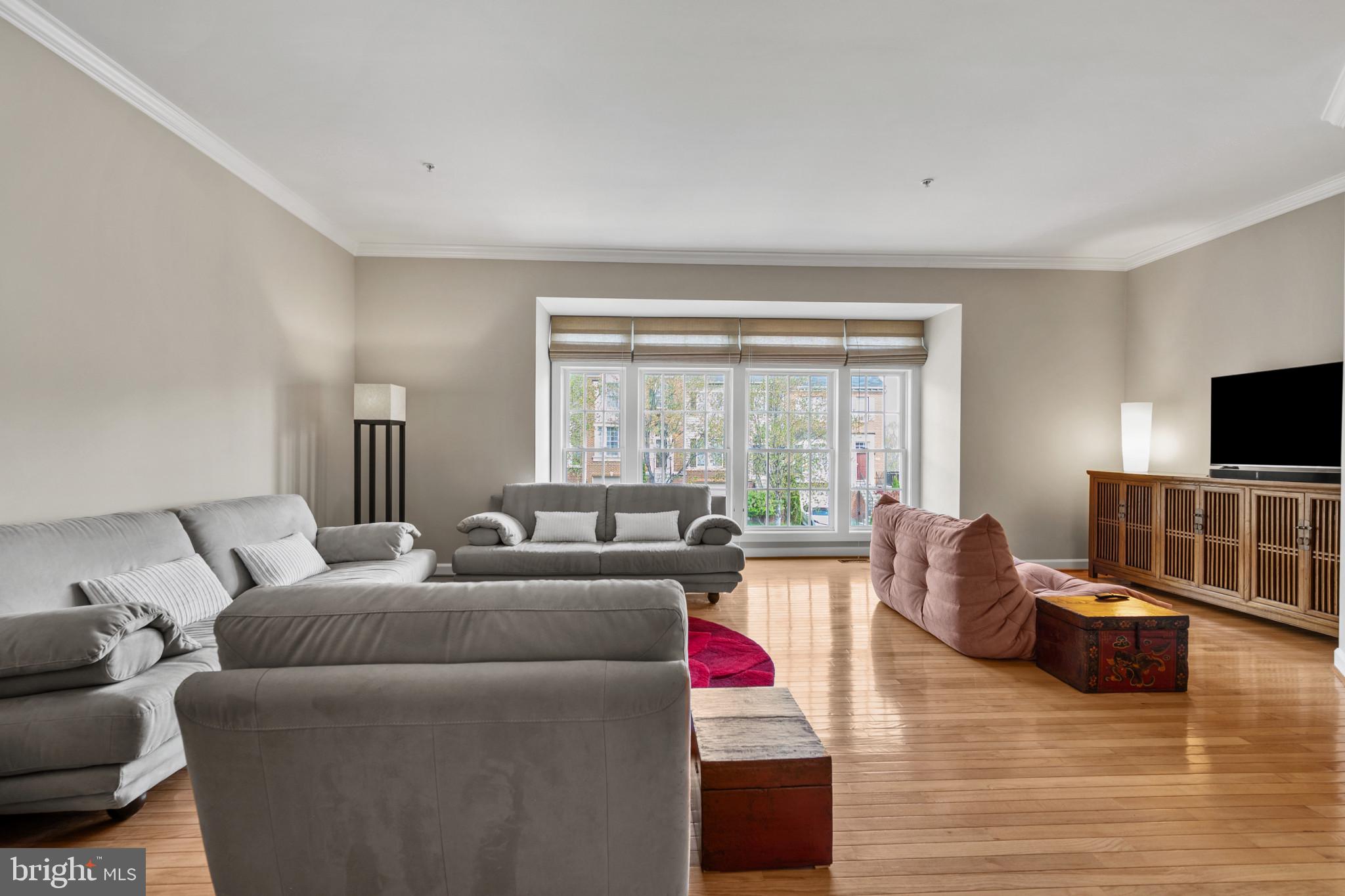 WAVERLY WOODS - Residential