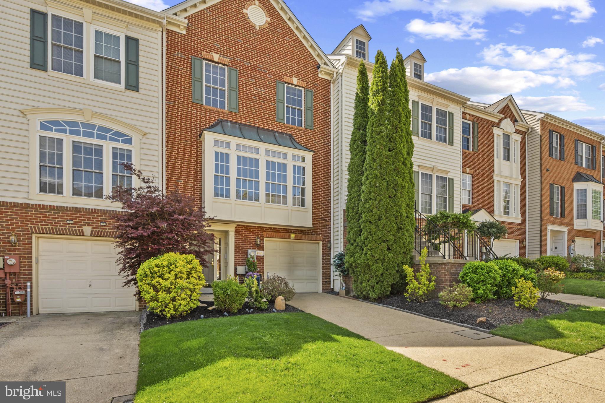 WAVERLY WOODS - Residential