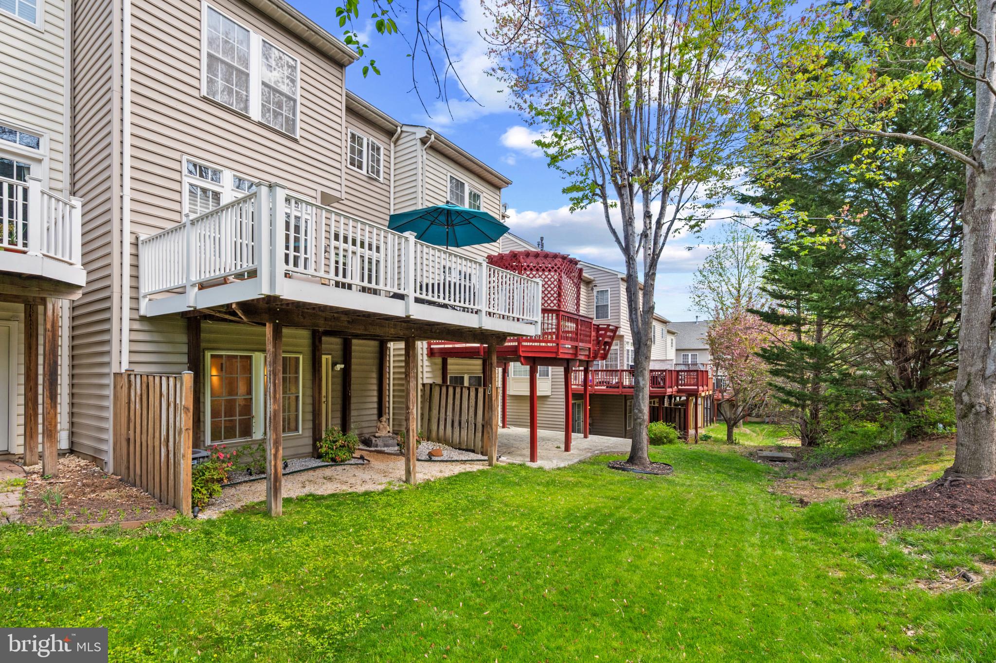 WAVERLY WOODS - Residential