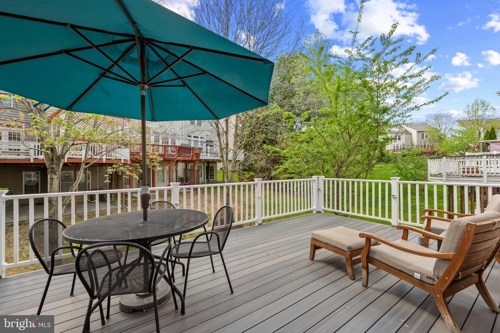 WAVERLY WOODS - Residential