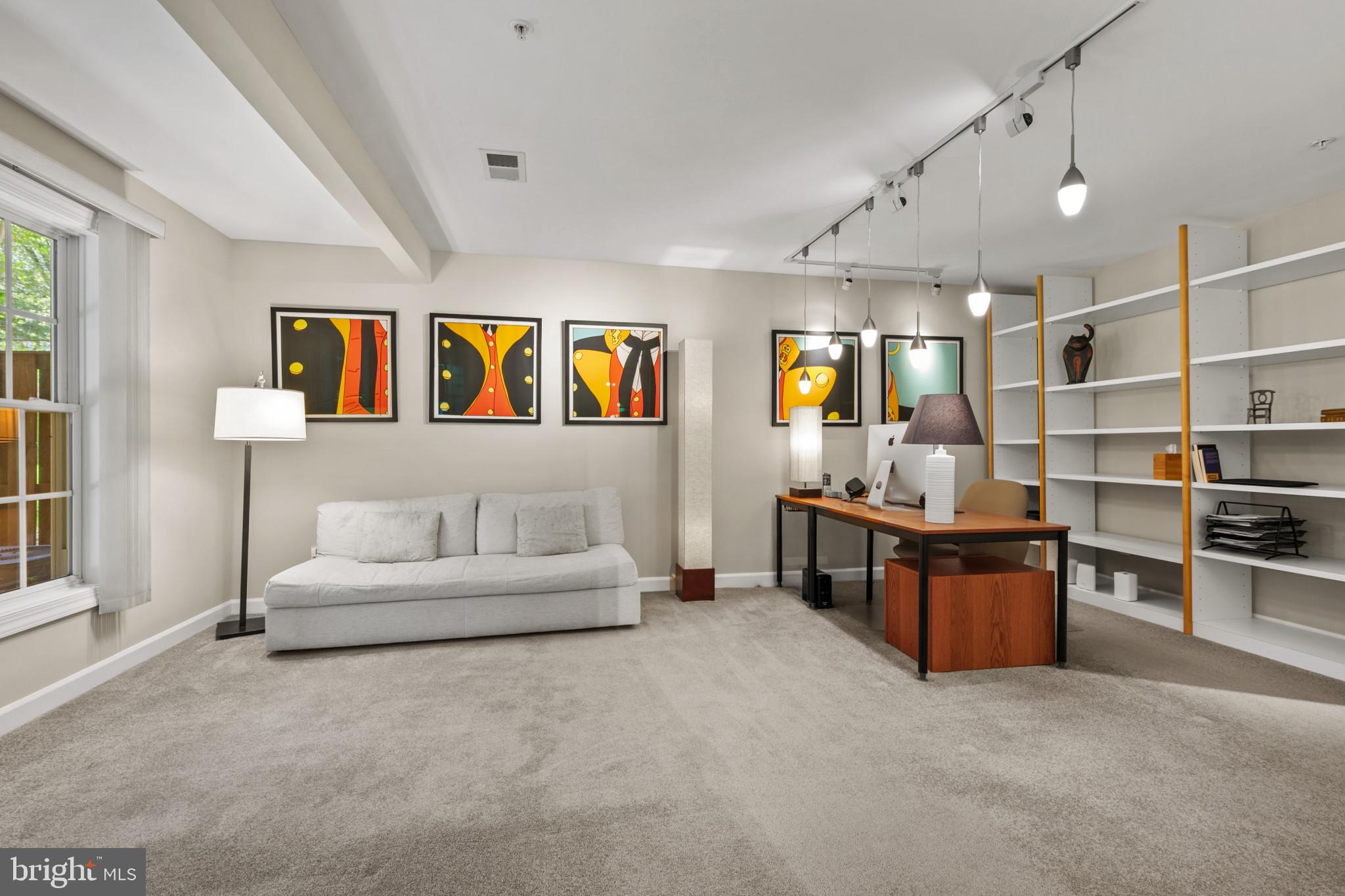 WAVERLY WOODS - Residential