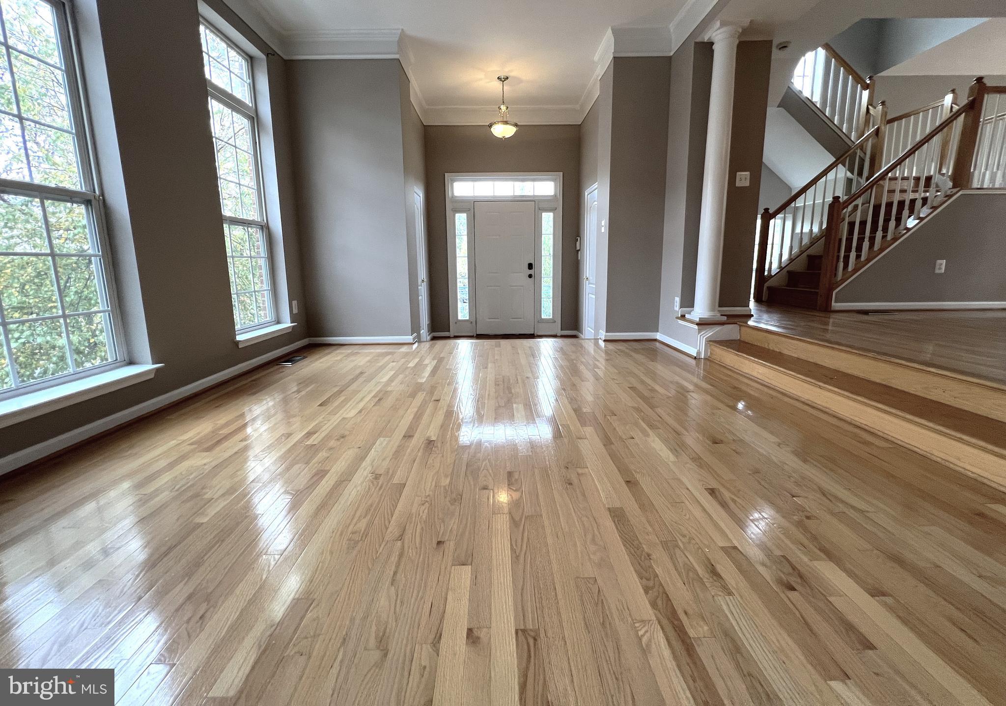 SQUIRREL HILL - Residential Lease