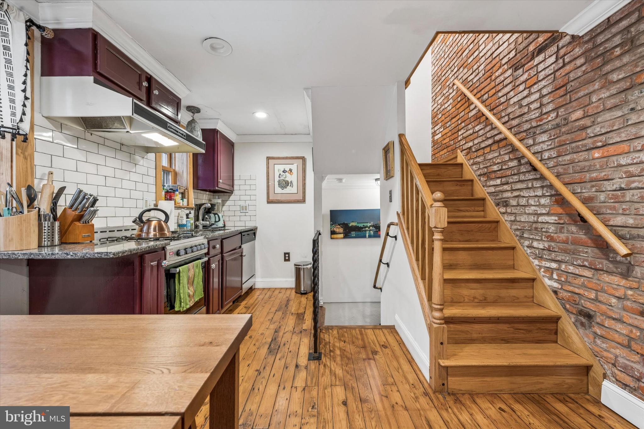 WASHINGTON SQ WEST - Residential