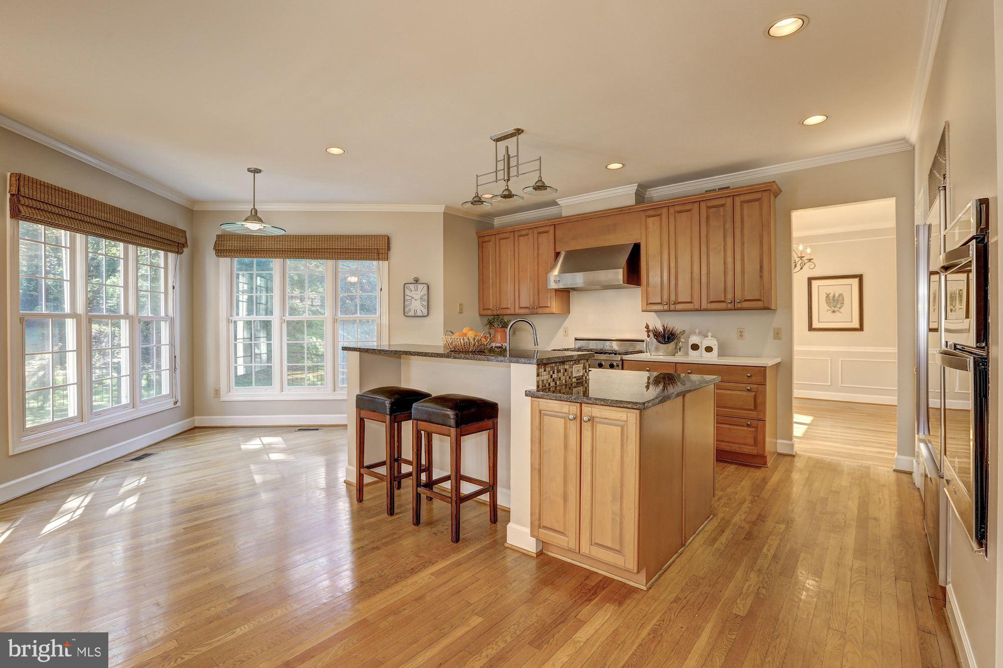 RIVER FALLS - Residential Lease