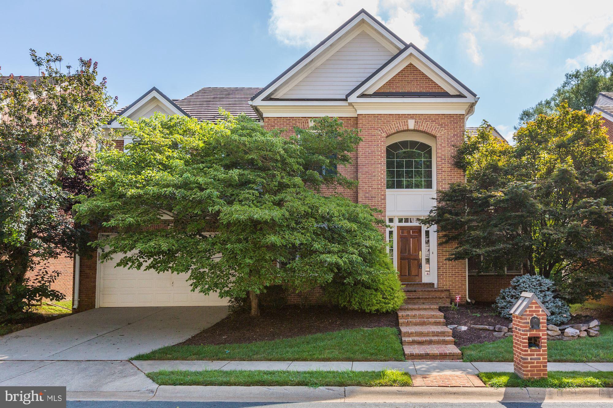 RIVER FALLS - Residential Lease