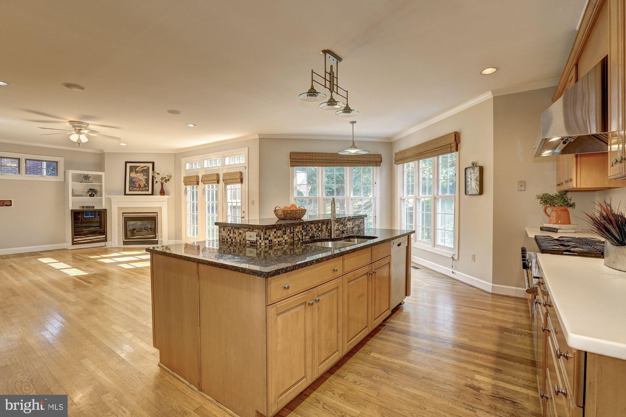 RIVER FALLS - Residential Lease